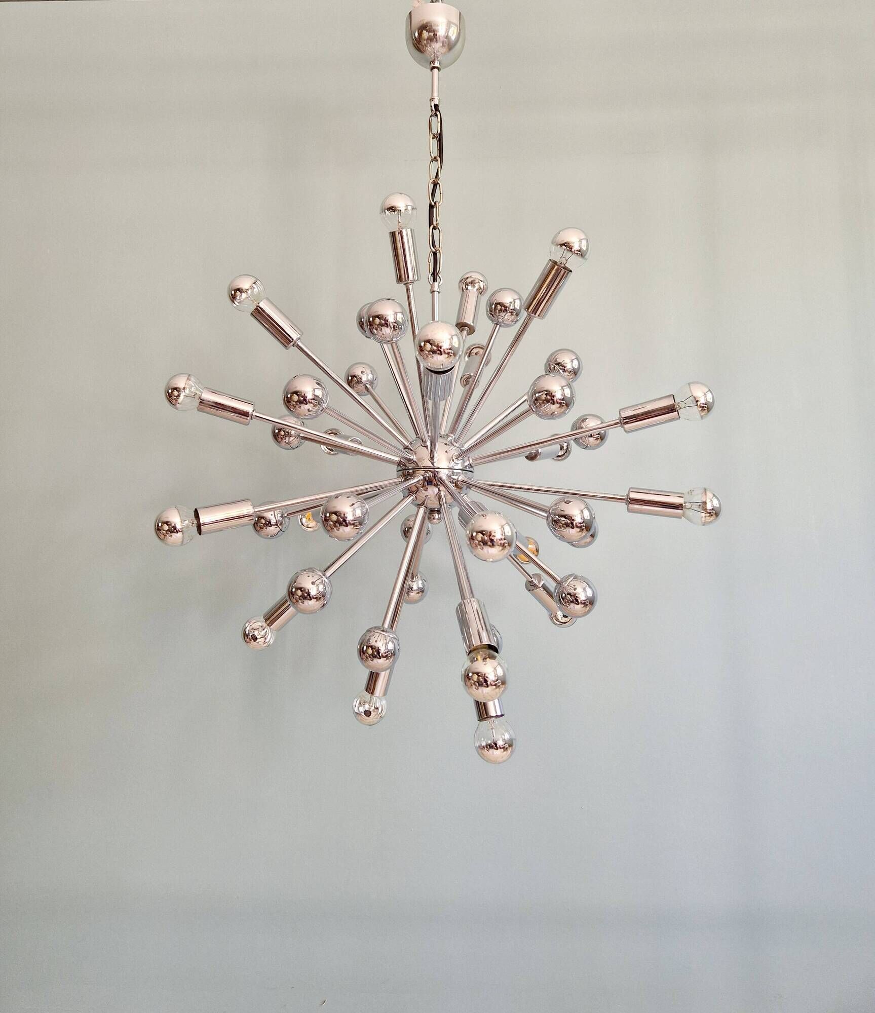 Lustre Sputnik XXL en métal chromé, années 70