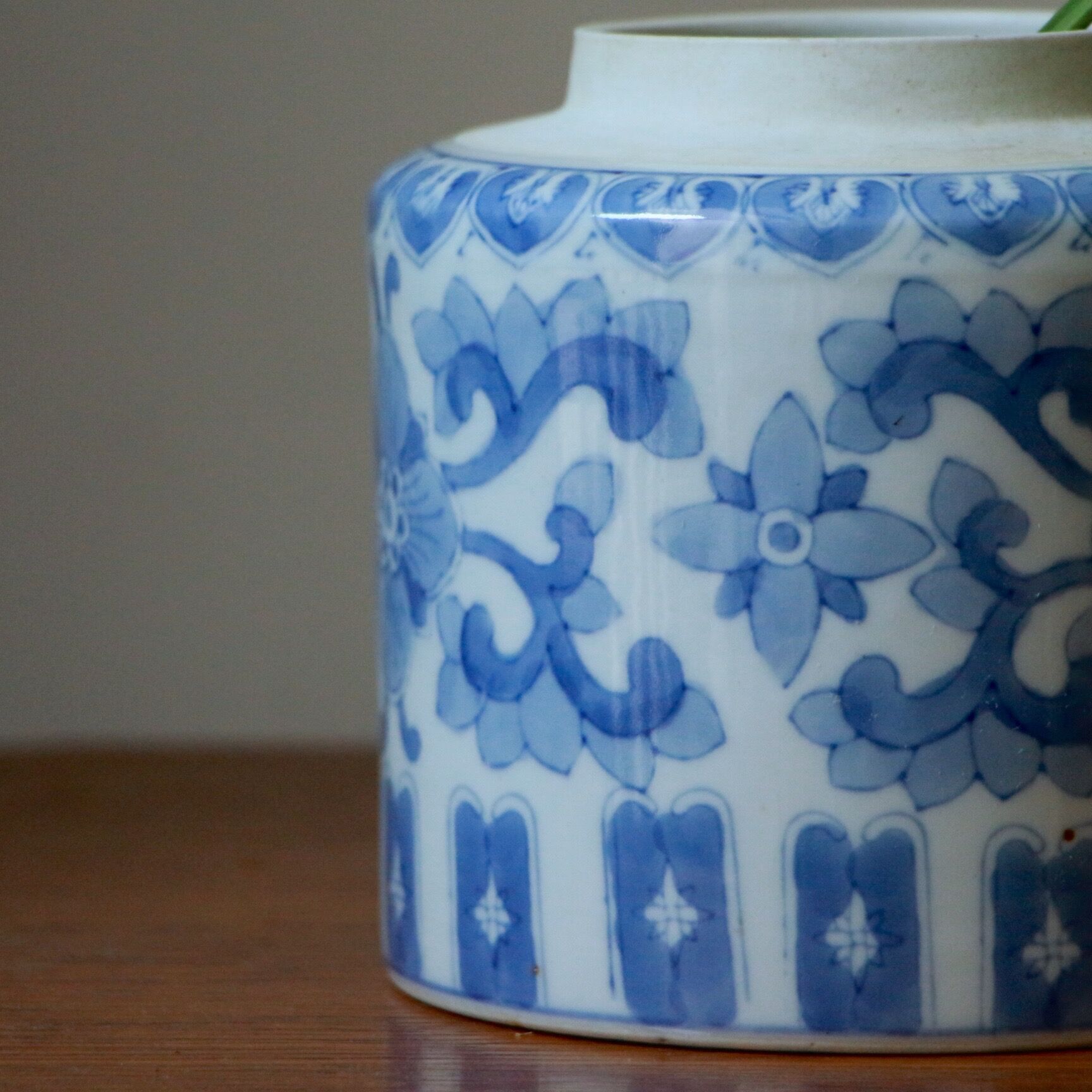 Chinese porcelain vase