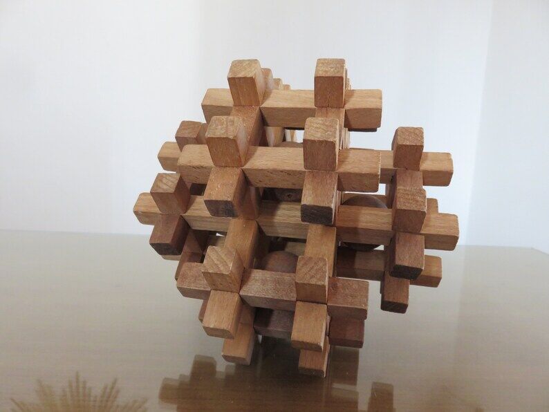 Wooden puzzle, multiboules, gadget from the 70s