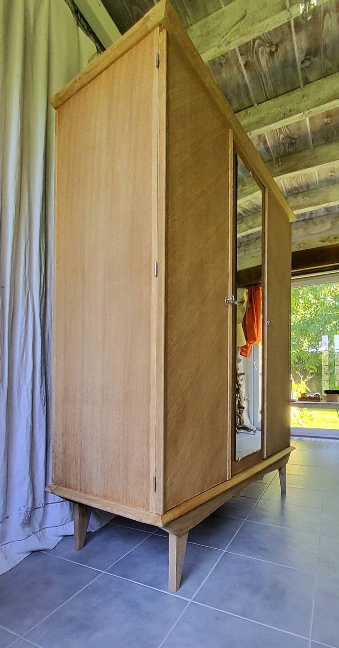 Armoire années 50 rénovée