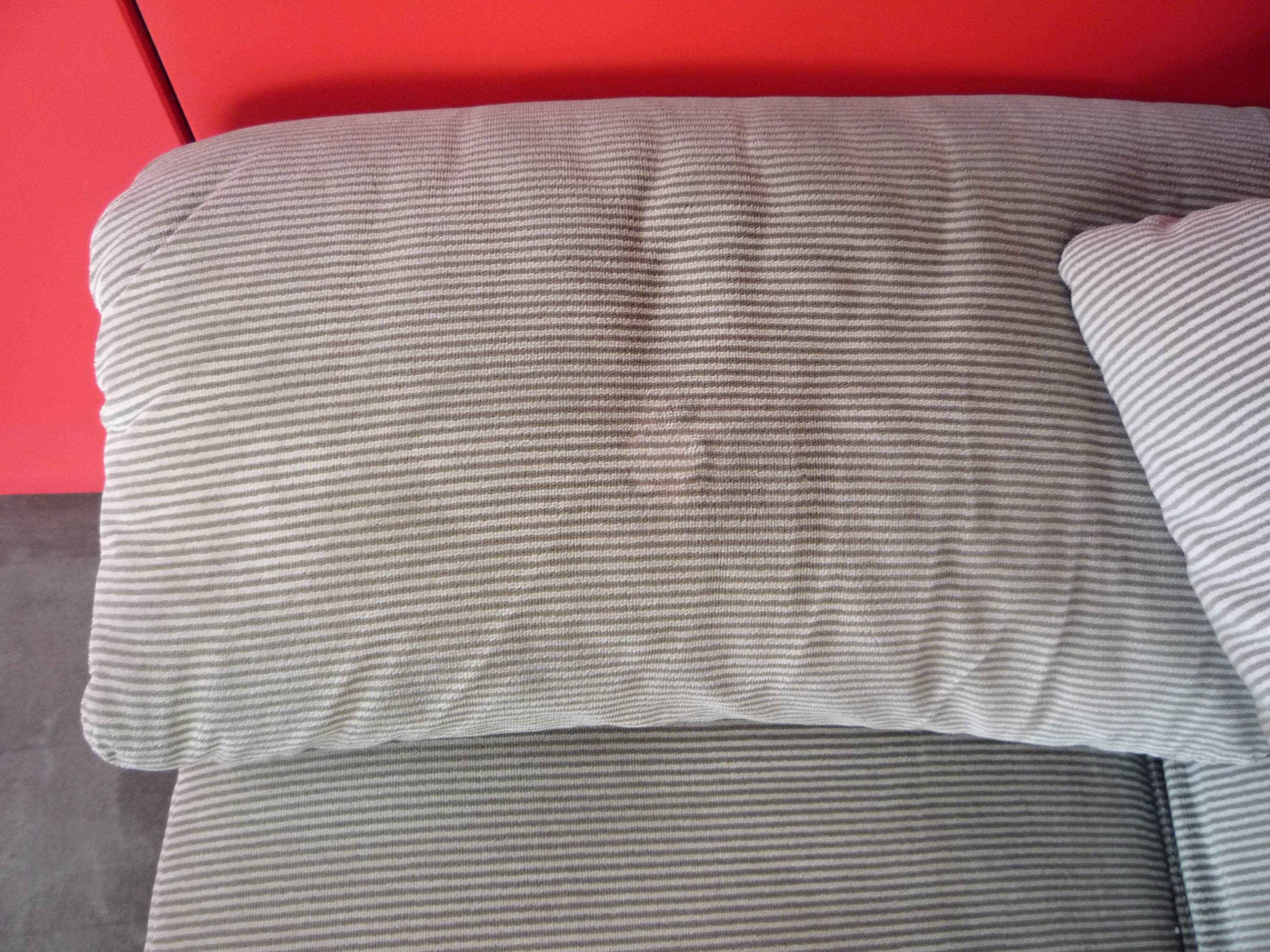 Pair of armchairs Maralunga Vico Magistretti Cassina