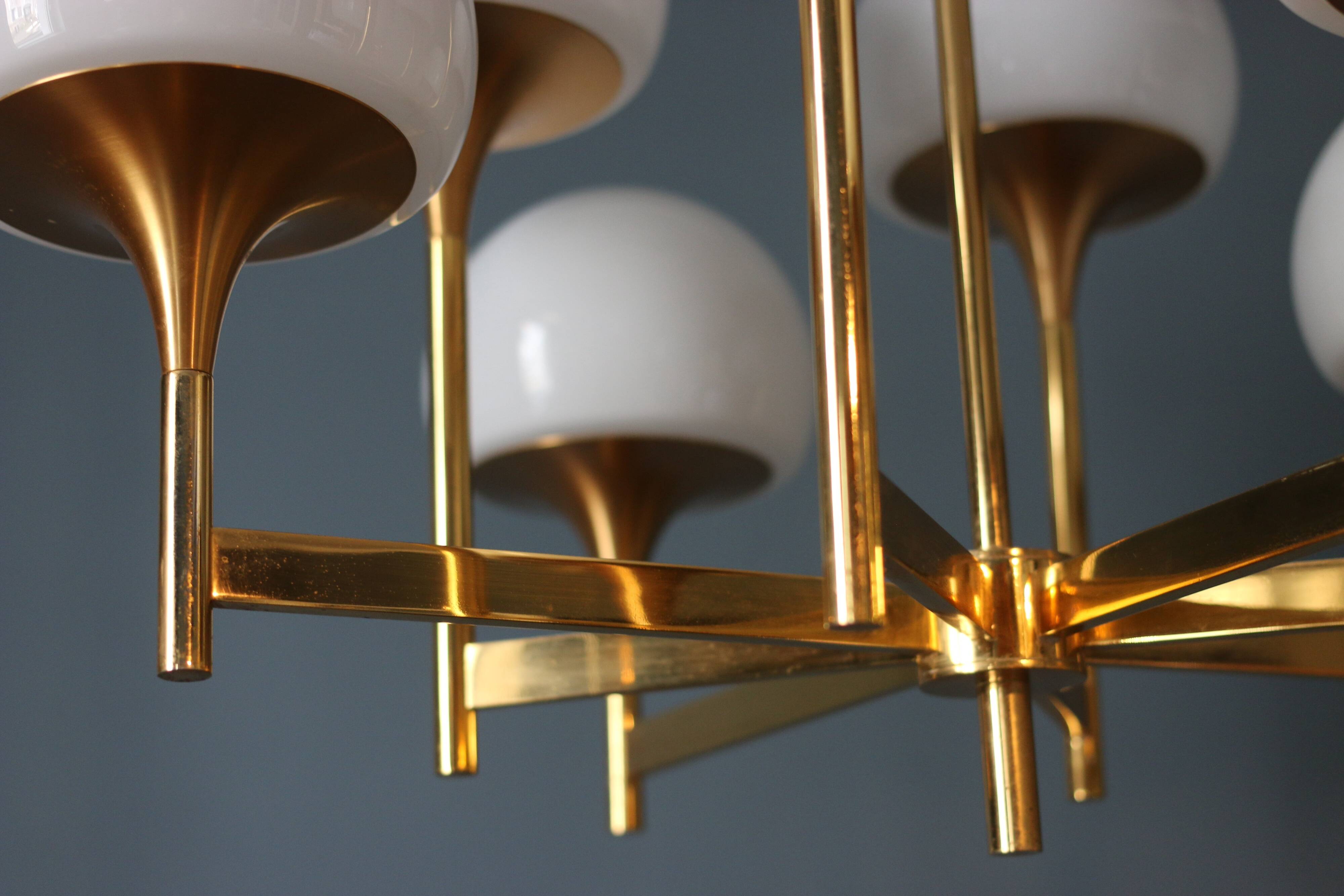 Vintage designer pendant light Gaetano Sciolari 1970
