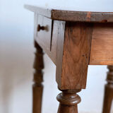 Small English pine table - early 20th century