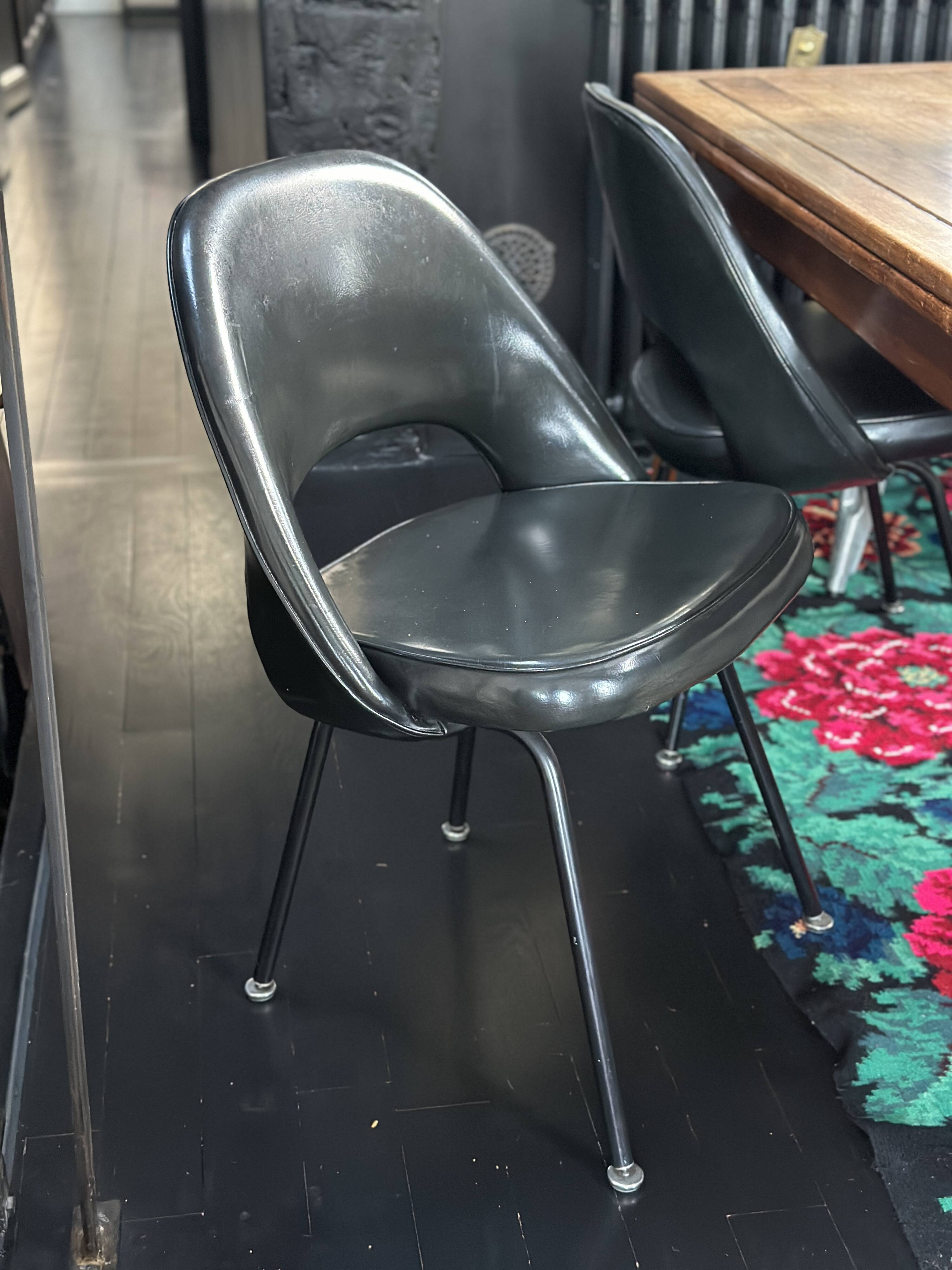Eero Saarinen conference chairs black