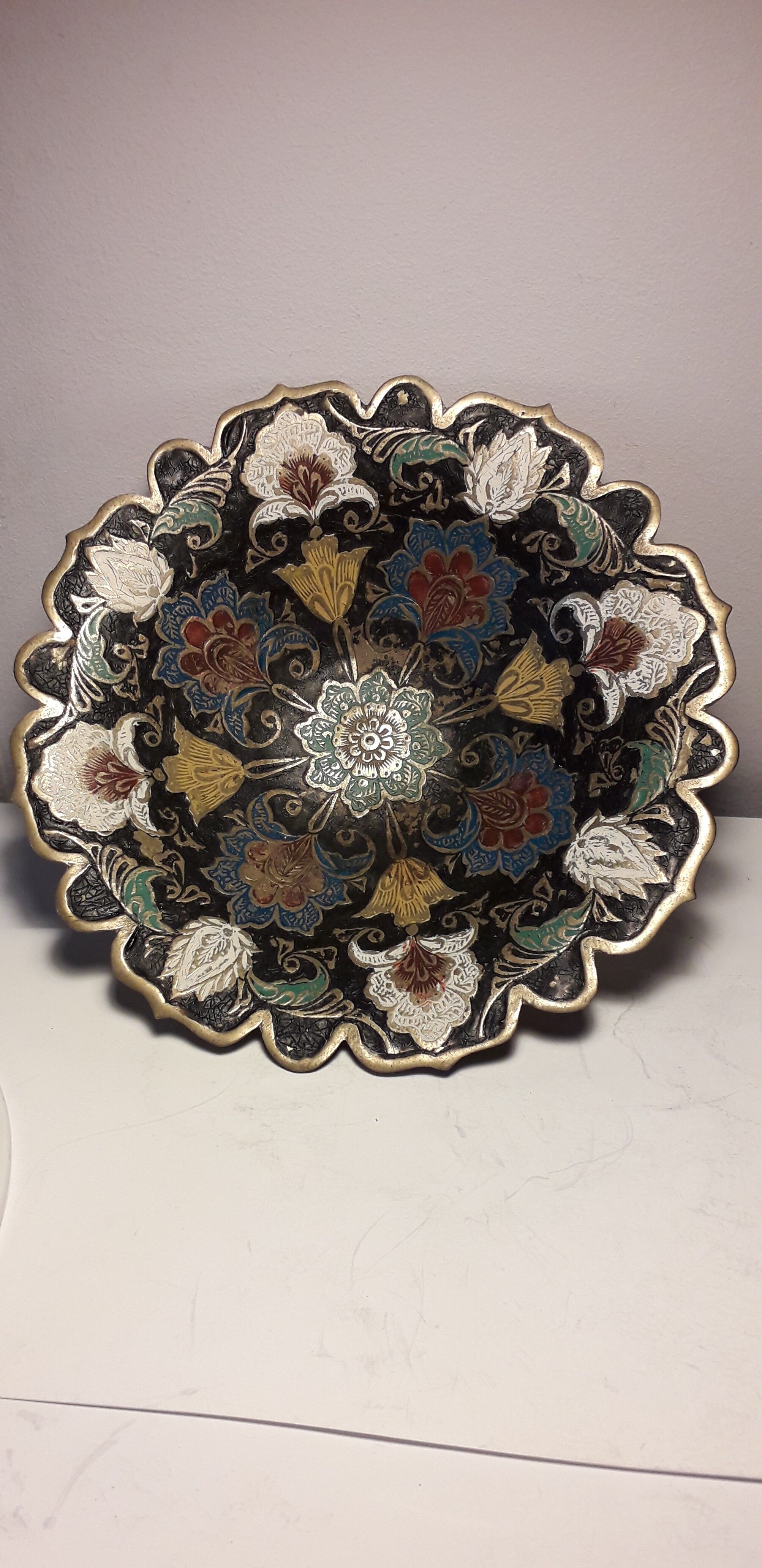 Copper cup, painted partitioned, on base