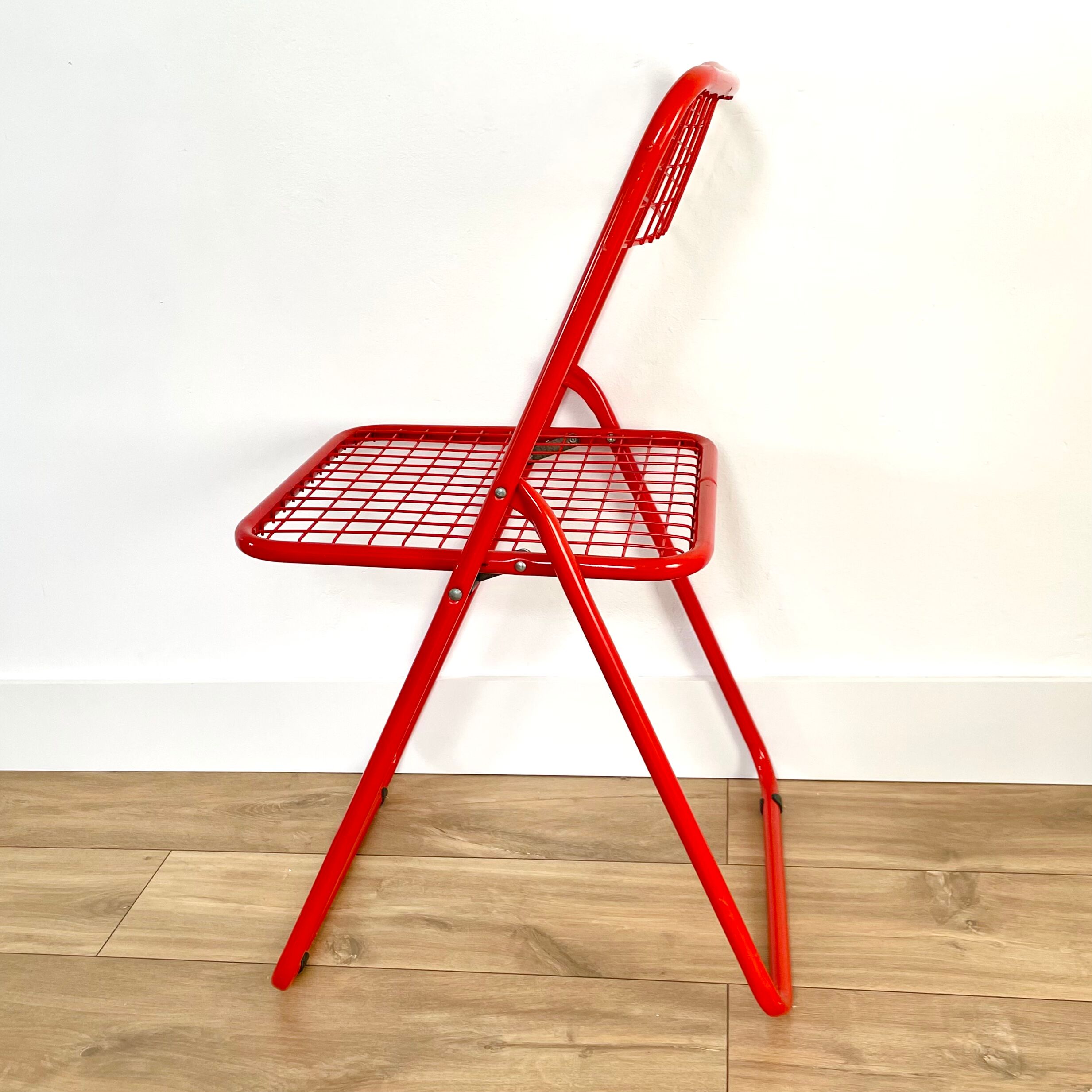 Vintage ikea red metal folding chair