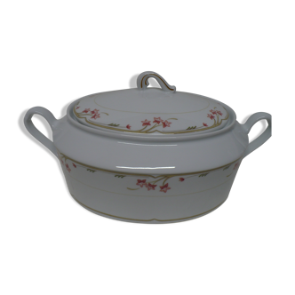 tureen