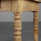 Table d'appoint en hêtre provençal rustique, France, vers 1850