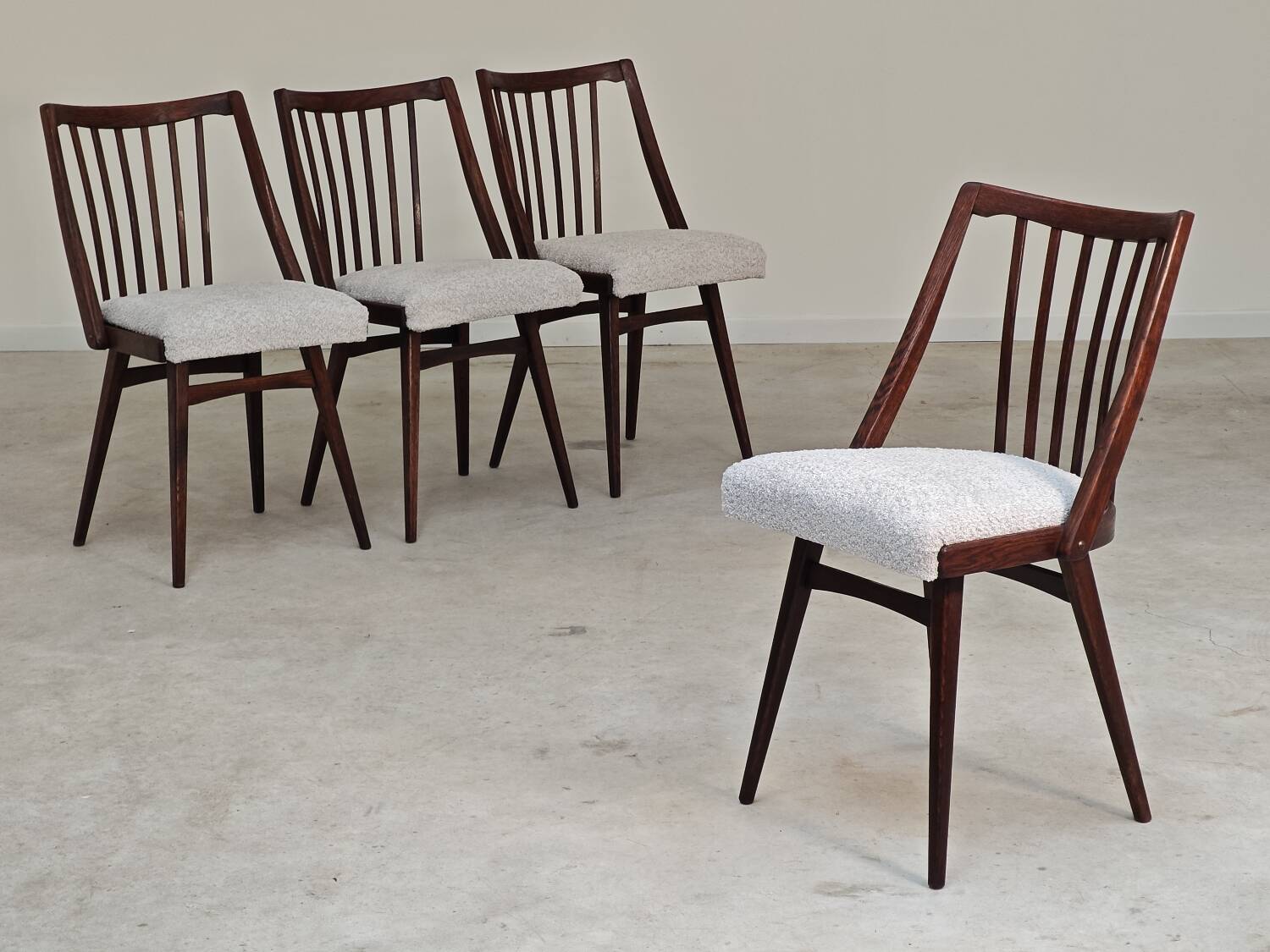 Set of 4 grey bouclette chairs by Antonin Suman
