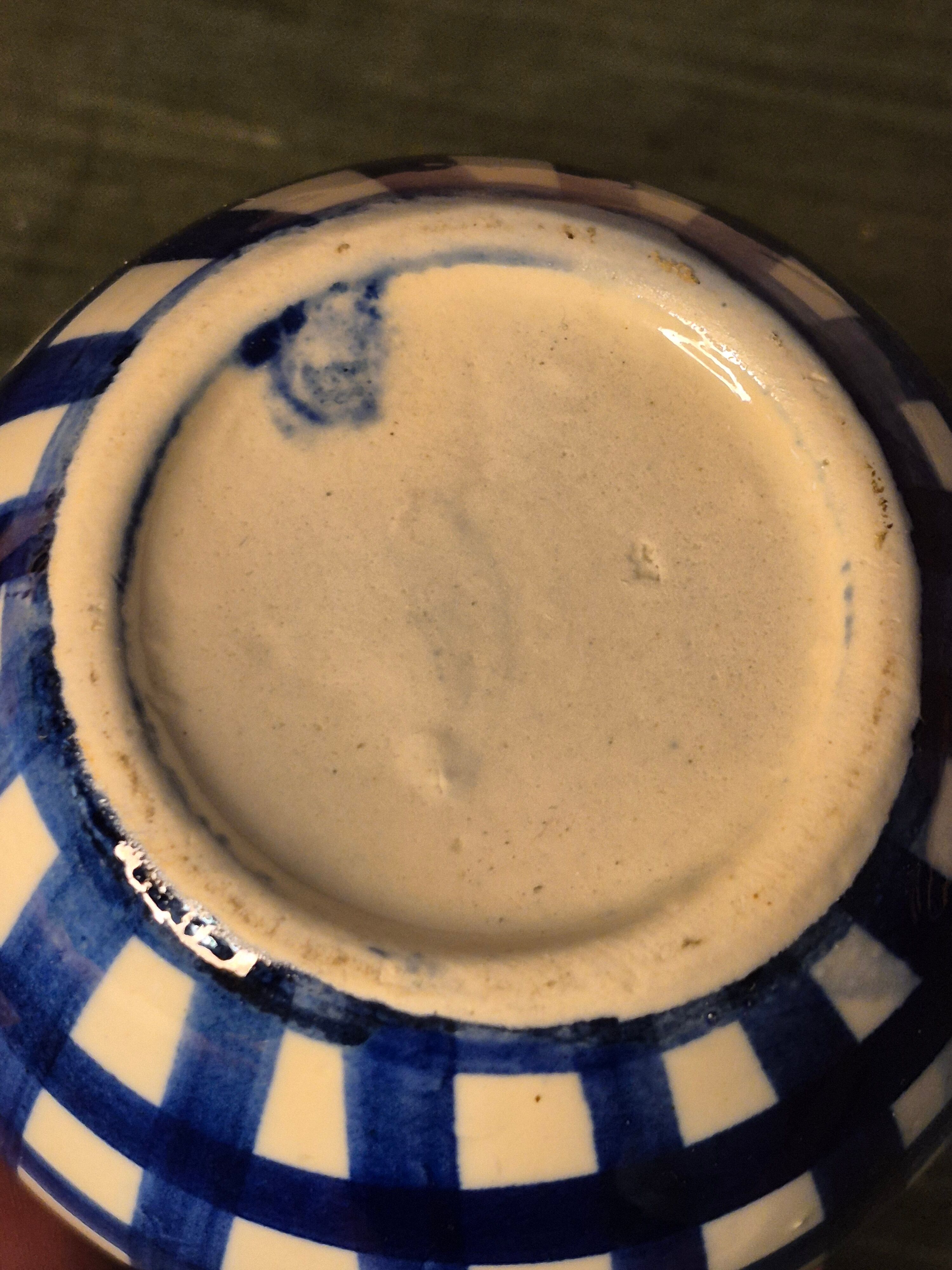 Cache pot or trinket dish