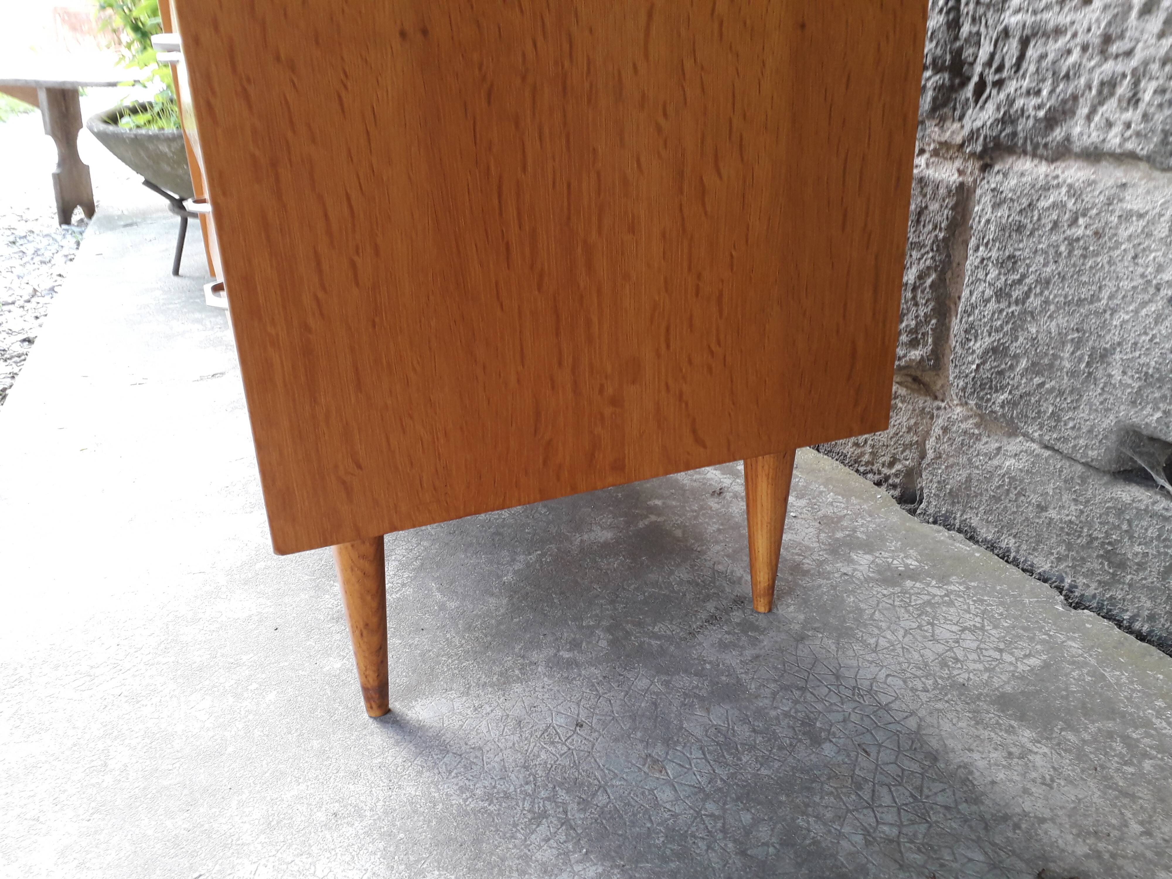 Vintage chest of drawers
