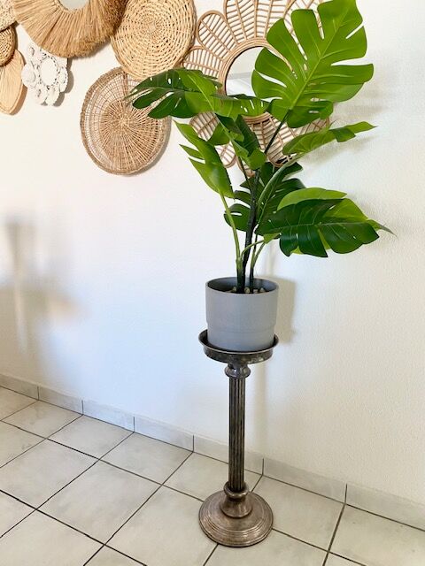 Champagne bucket support