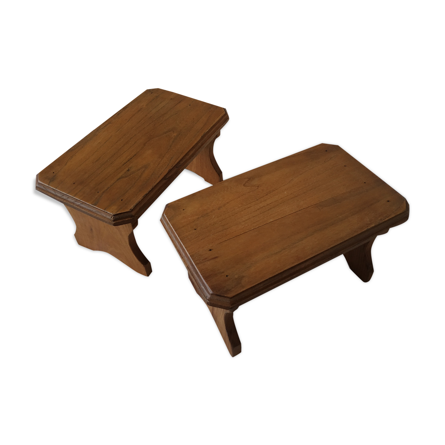 Duo wooden stools