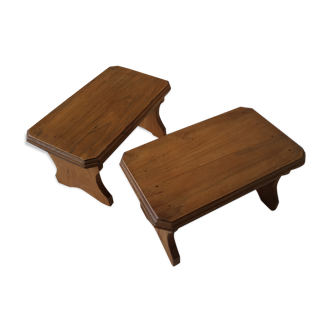Duo wooden stools