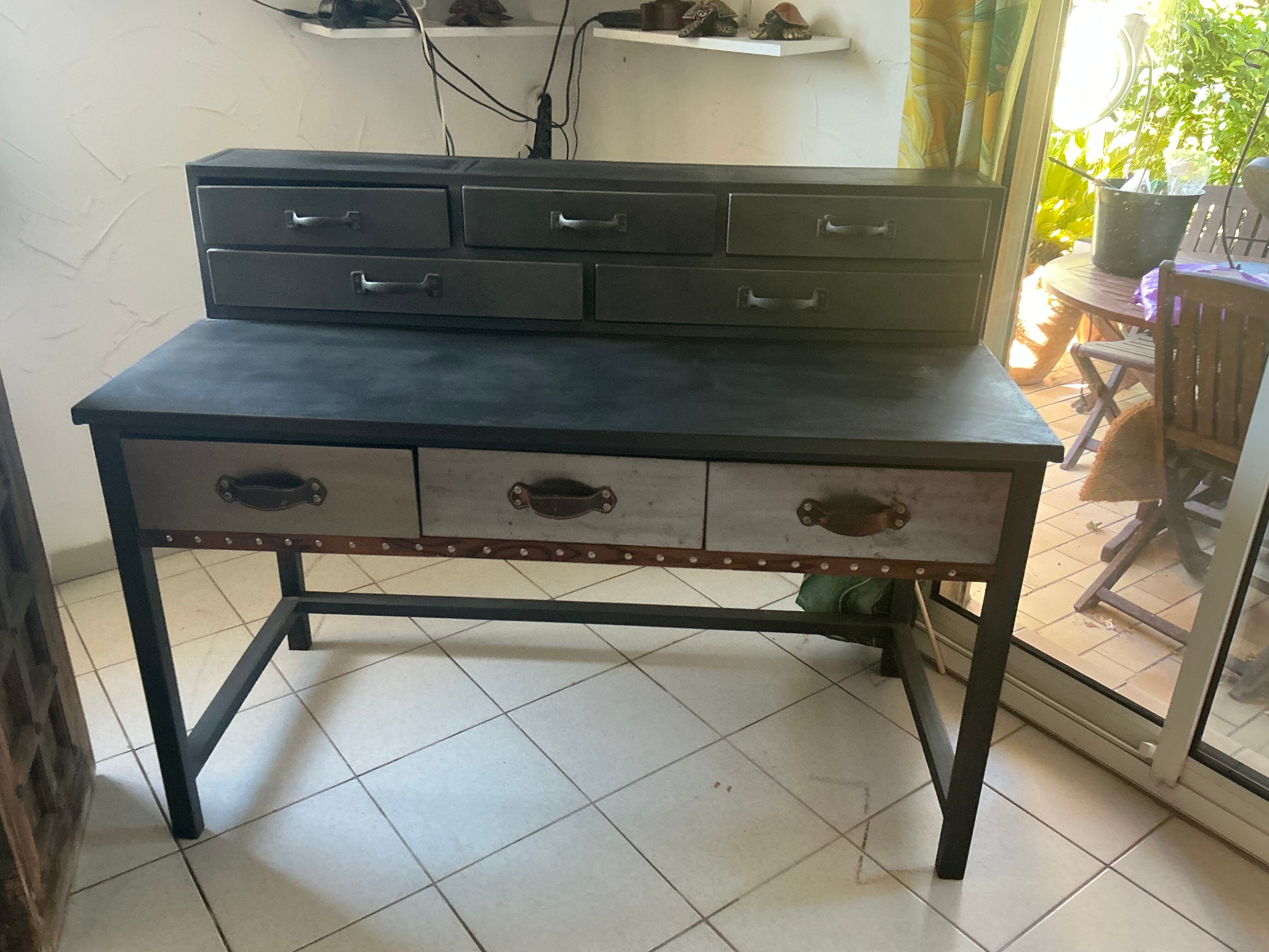 Meuble de bureau en acier et bois cuir