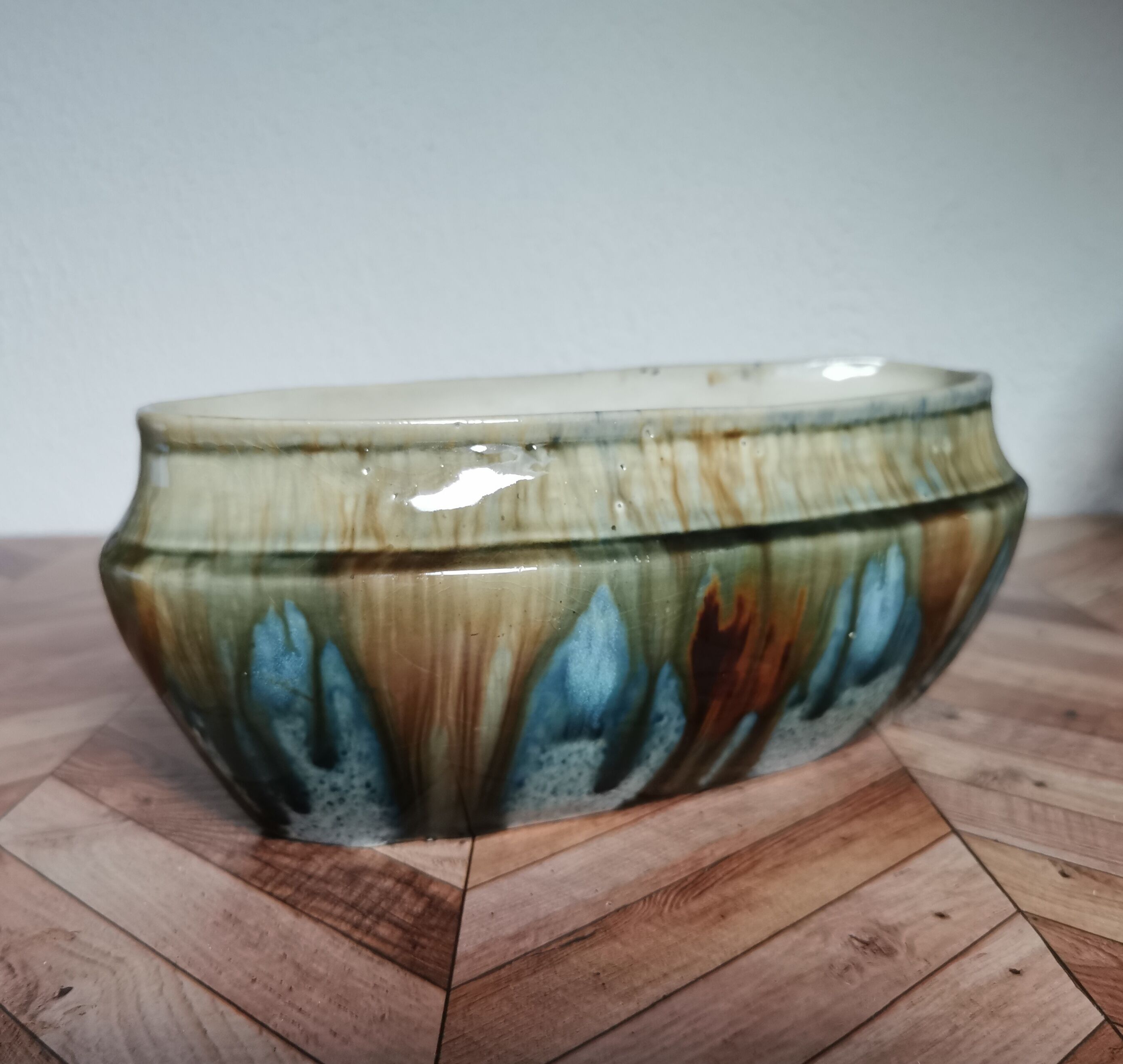 Art Deco ceramic planter