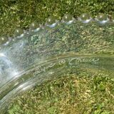 Head to head of crystal plates, Andlau model, signed Lalique