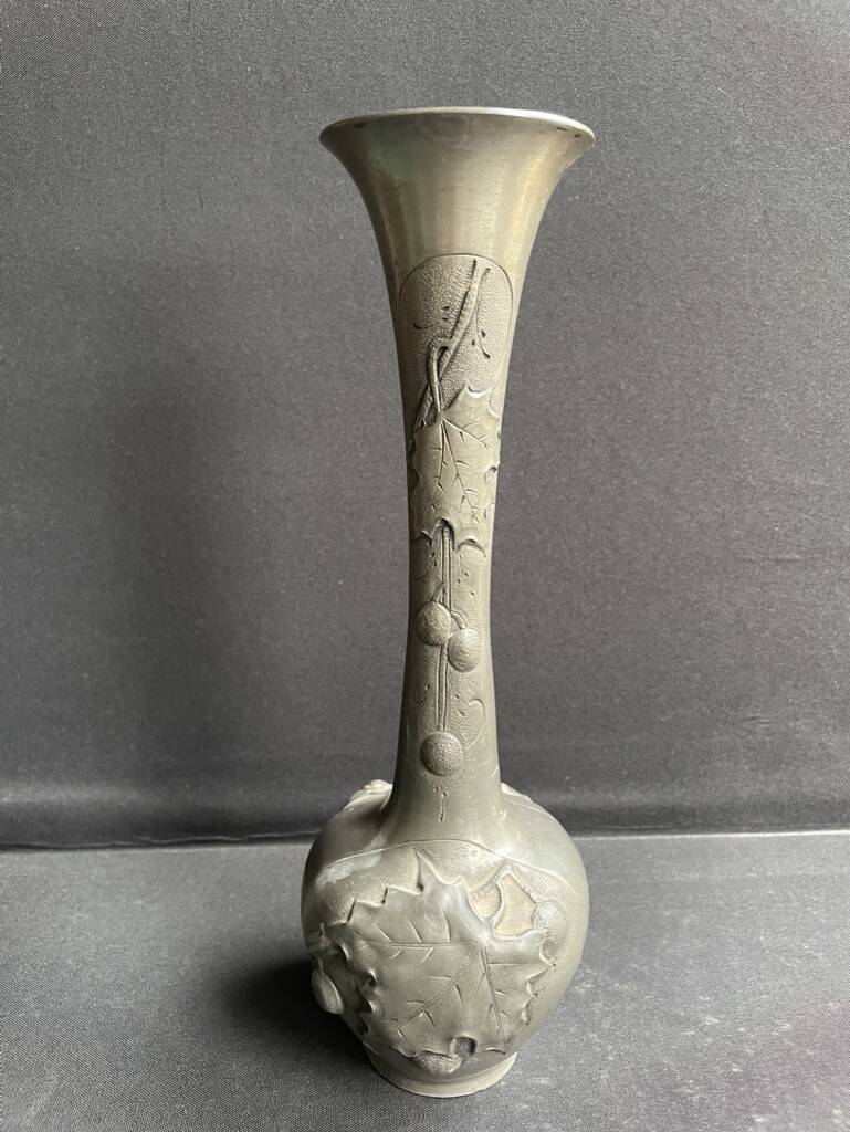 Vase F. Cortési – Art pewter