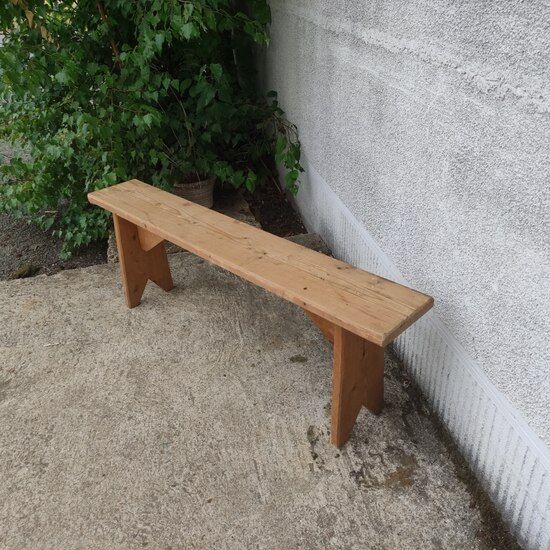 Farm bench