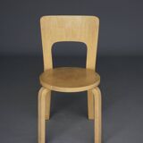 Chaise modèle 66 d'Alvar Aalto pour Artek, années 1980