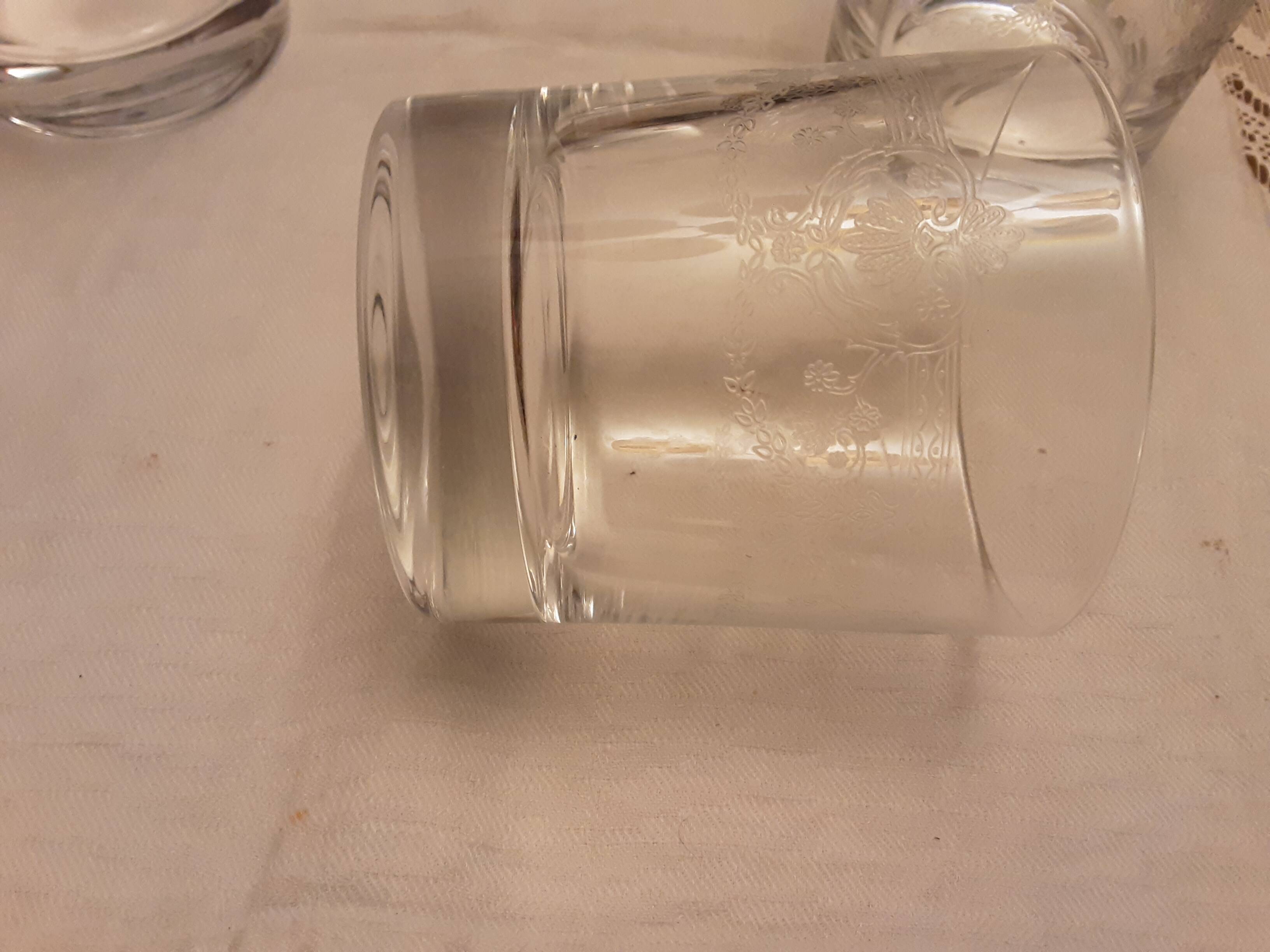 5 engraved whisky glasses