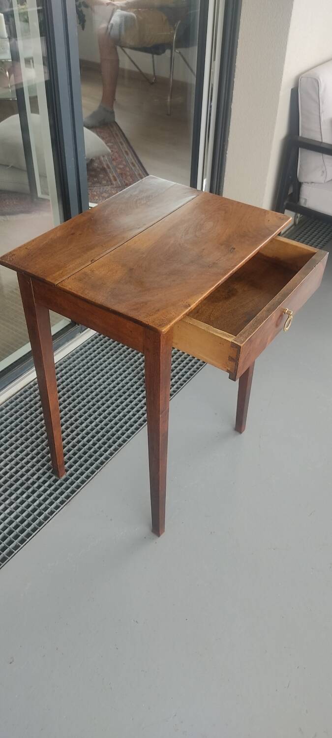 Table d'appoint