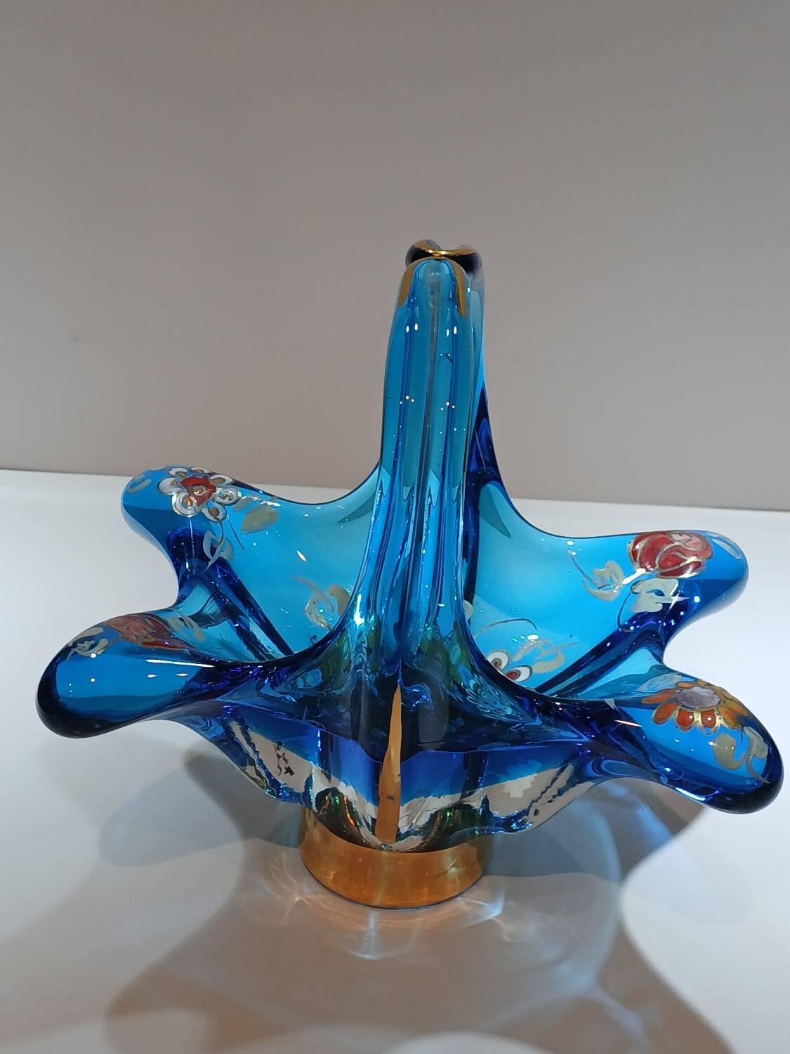 Vintage blown glass basket of Spanish art signed ROYO.
