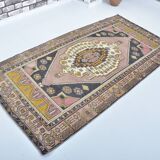 Anatolian Kurdish Neutral Carpet sku 3282