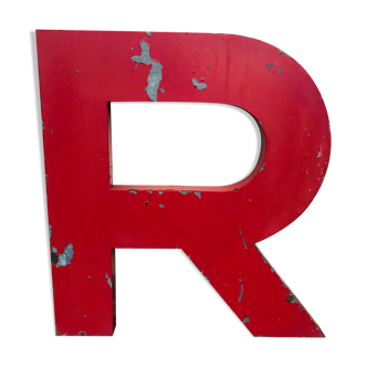 letter R XXL from Garage vintage red.