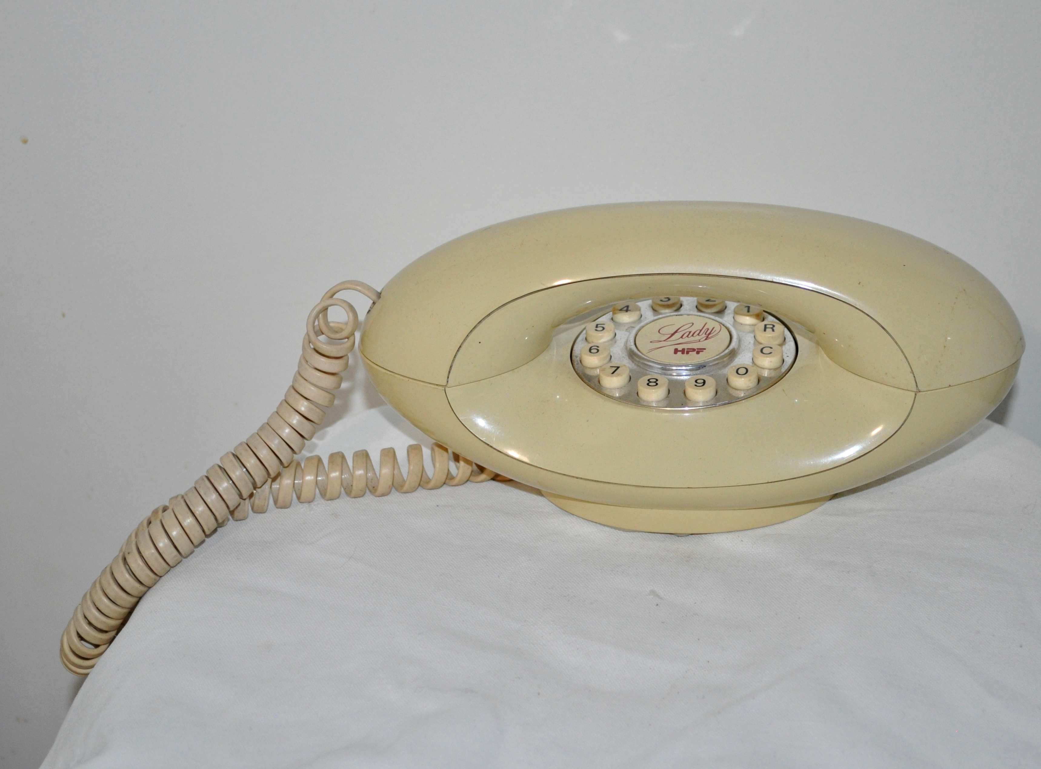 Phone wired vintage lady