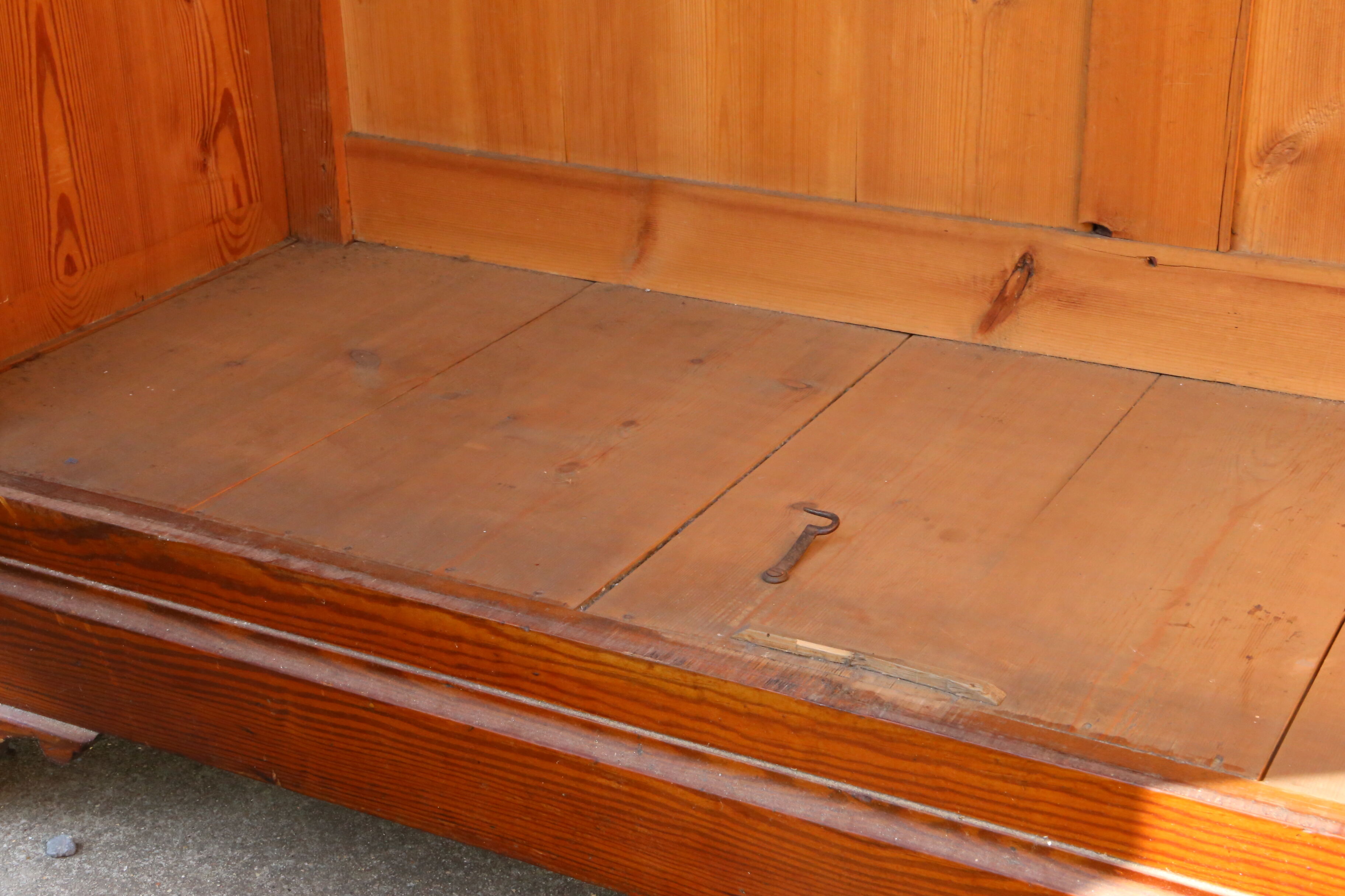 Parisian wardrobe with closet and drawers