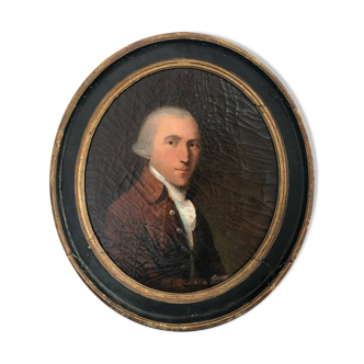French 18th Century Oval Pastel Portrait of a Man in Original Frame