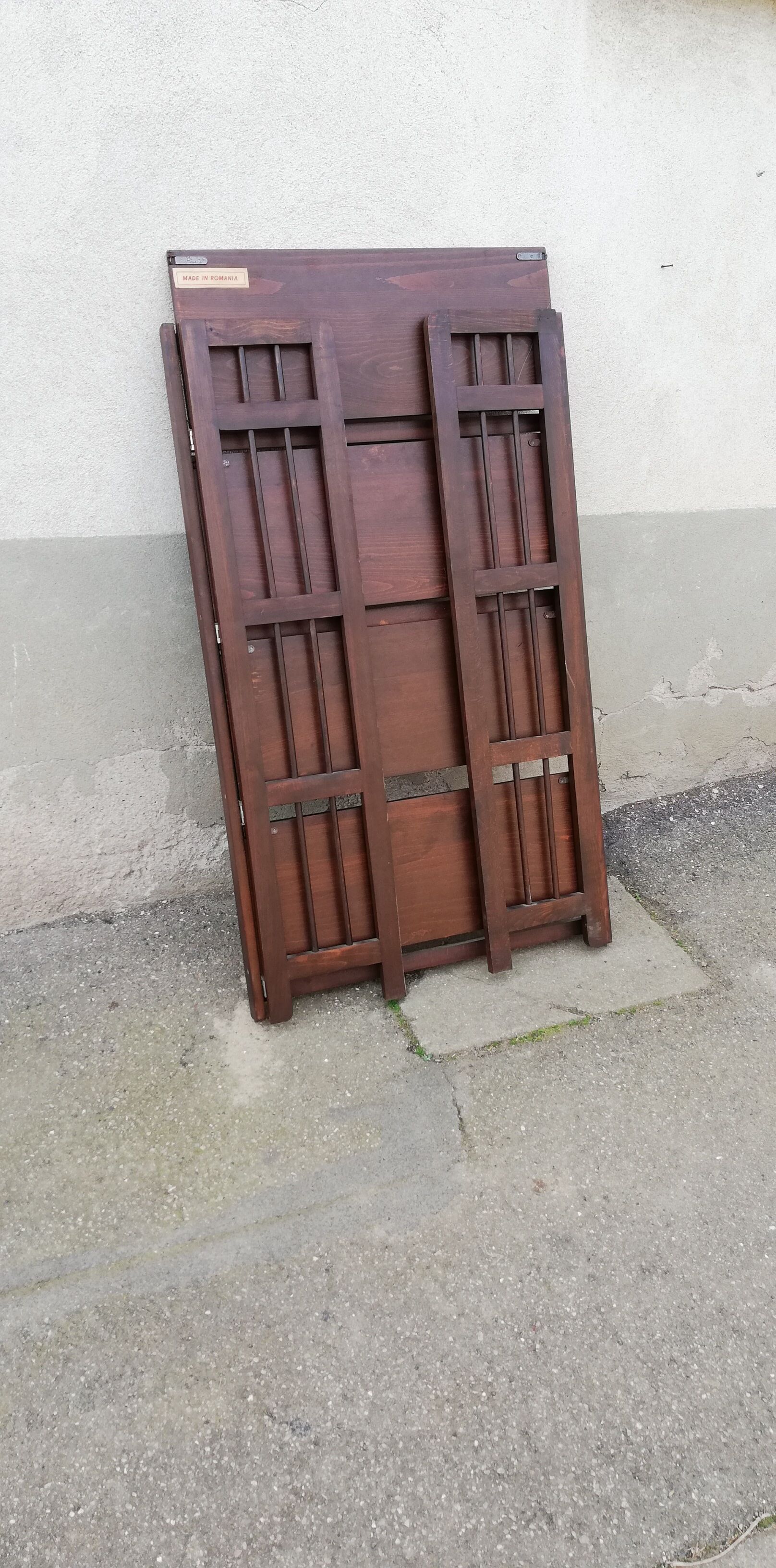 Folding vintage shelf