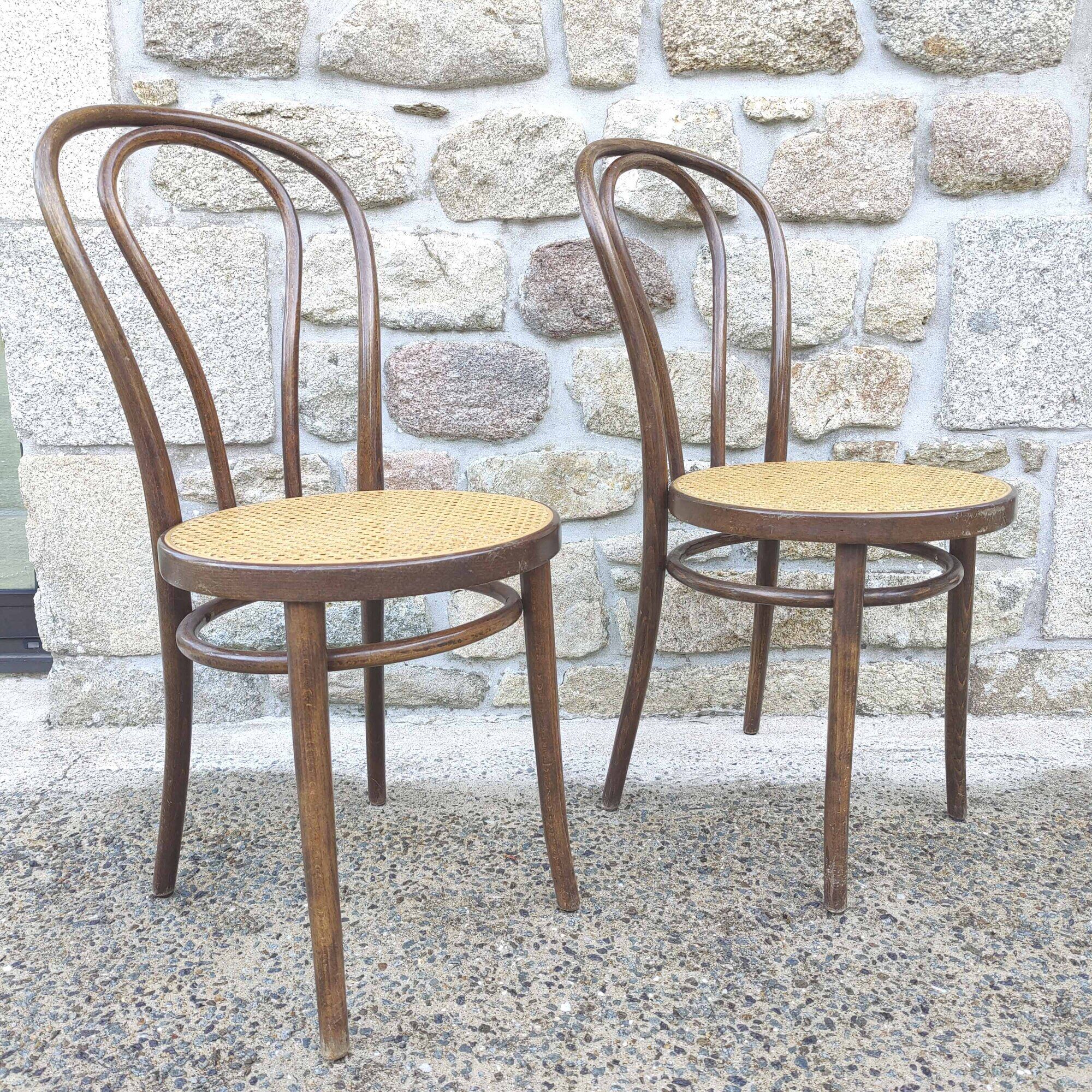 Pair of canned bistro chairs Thonet ZPM Radomsko in curved wood