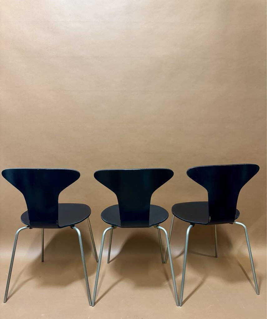 Arne Jacobsen chairs 3105 Mosquito