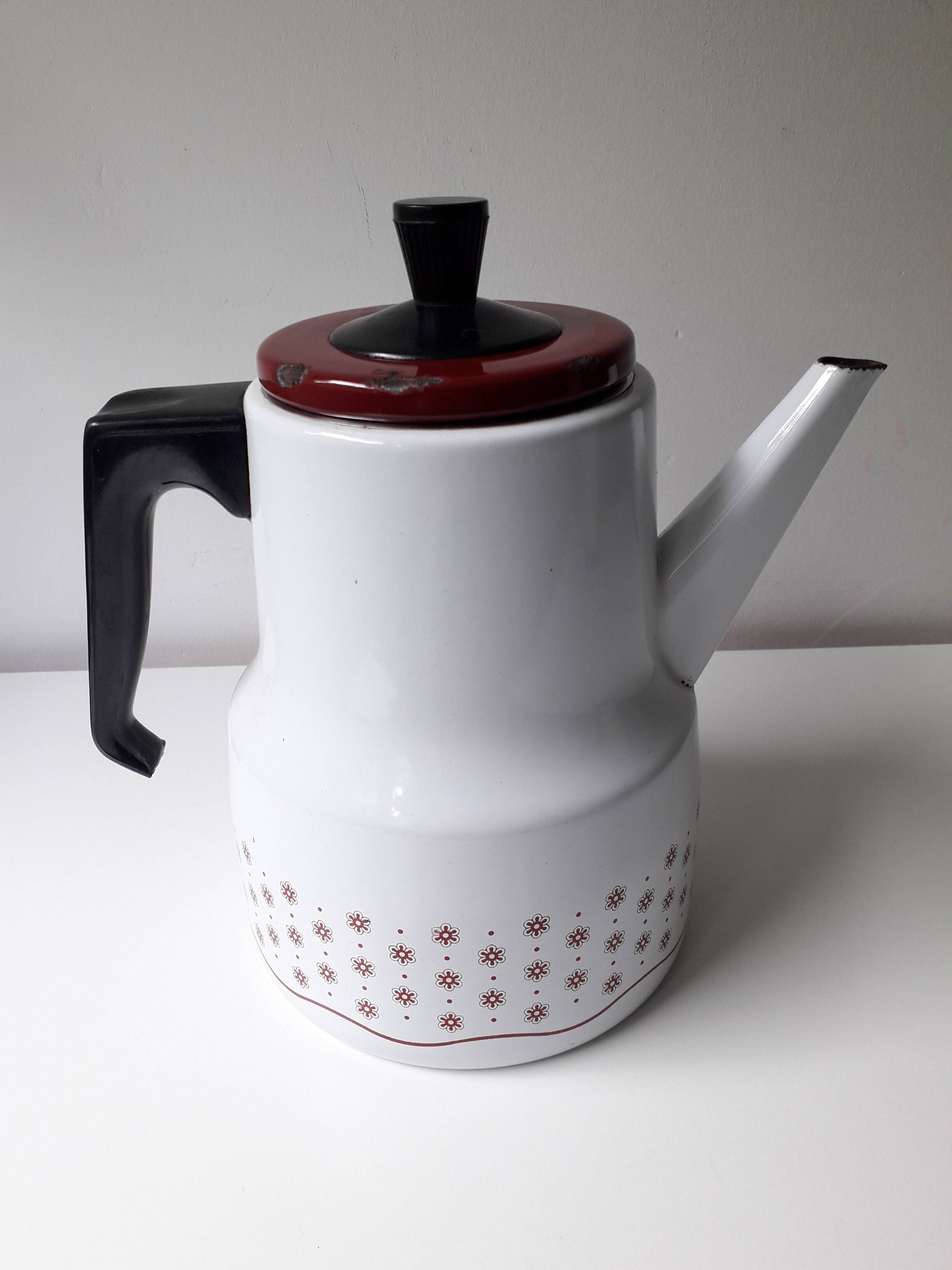 Enameled sheet metal coffee maker 1960 (A1)