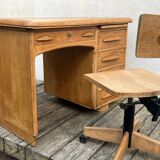 Antique light oak desk from the 1950s with 4 drawers