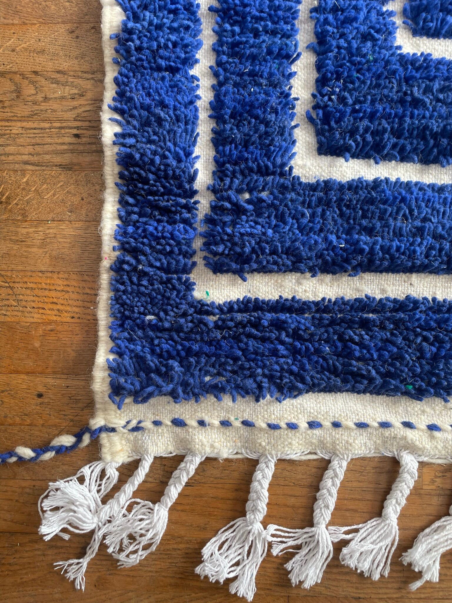 Klein blue Berber Moroccan carpet with reliefs