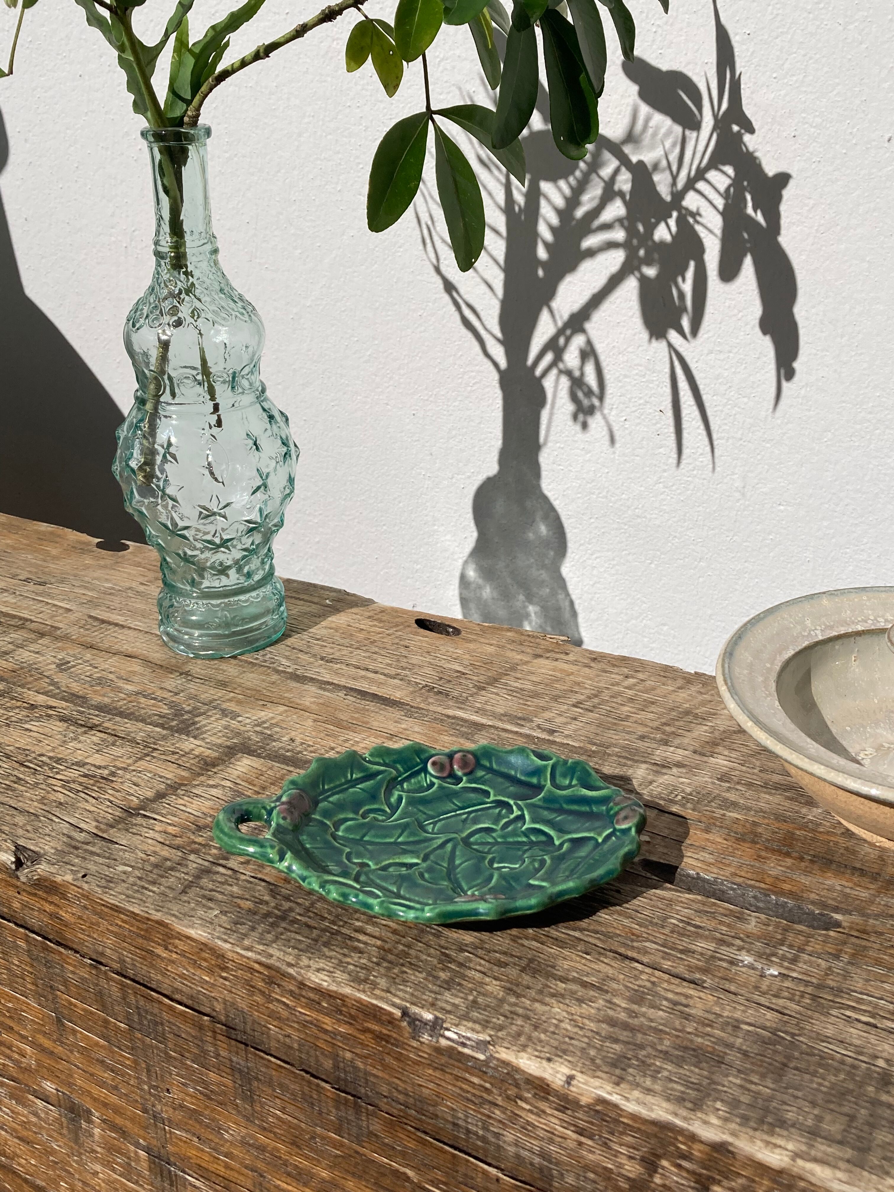 Holly slip cup - vintage ceramic