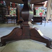 Round mahogany gueridon with a marble top – Empire Restoration period
