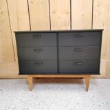 Black chest of drawers