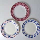 3 anciennes assiettes plates en faïence de Badonviller dépareillées vintage