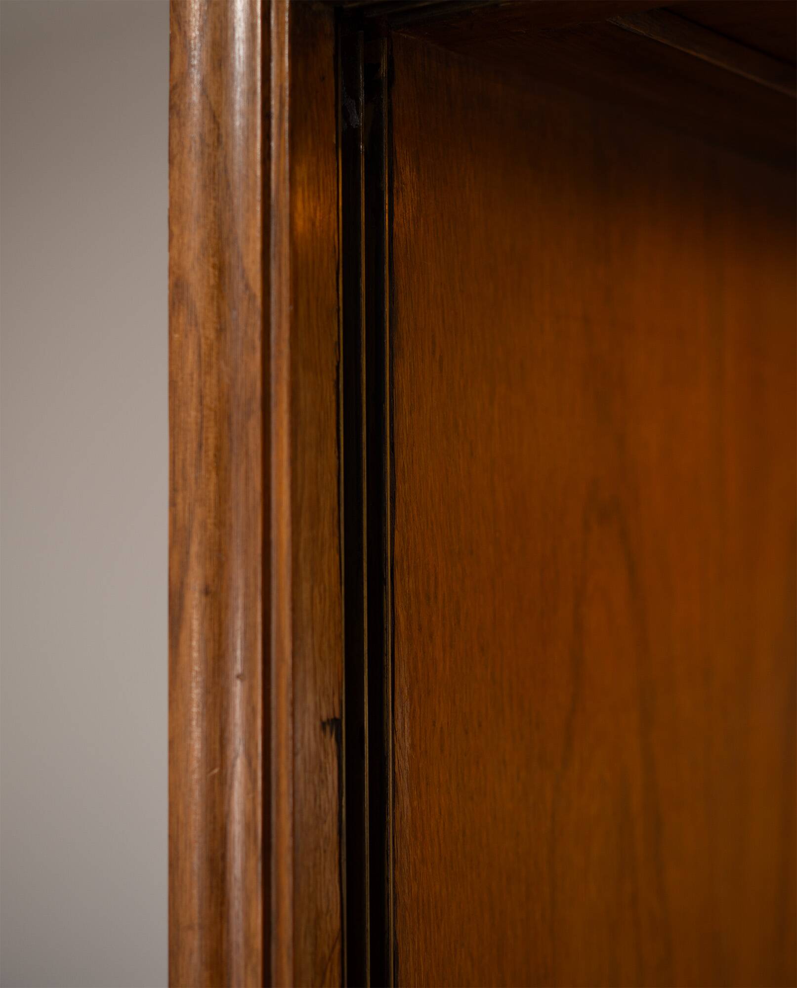 Double-sided buffet, Italian production.