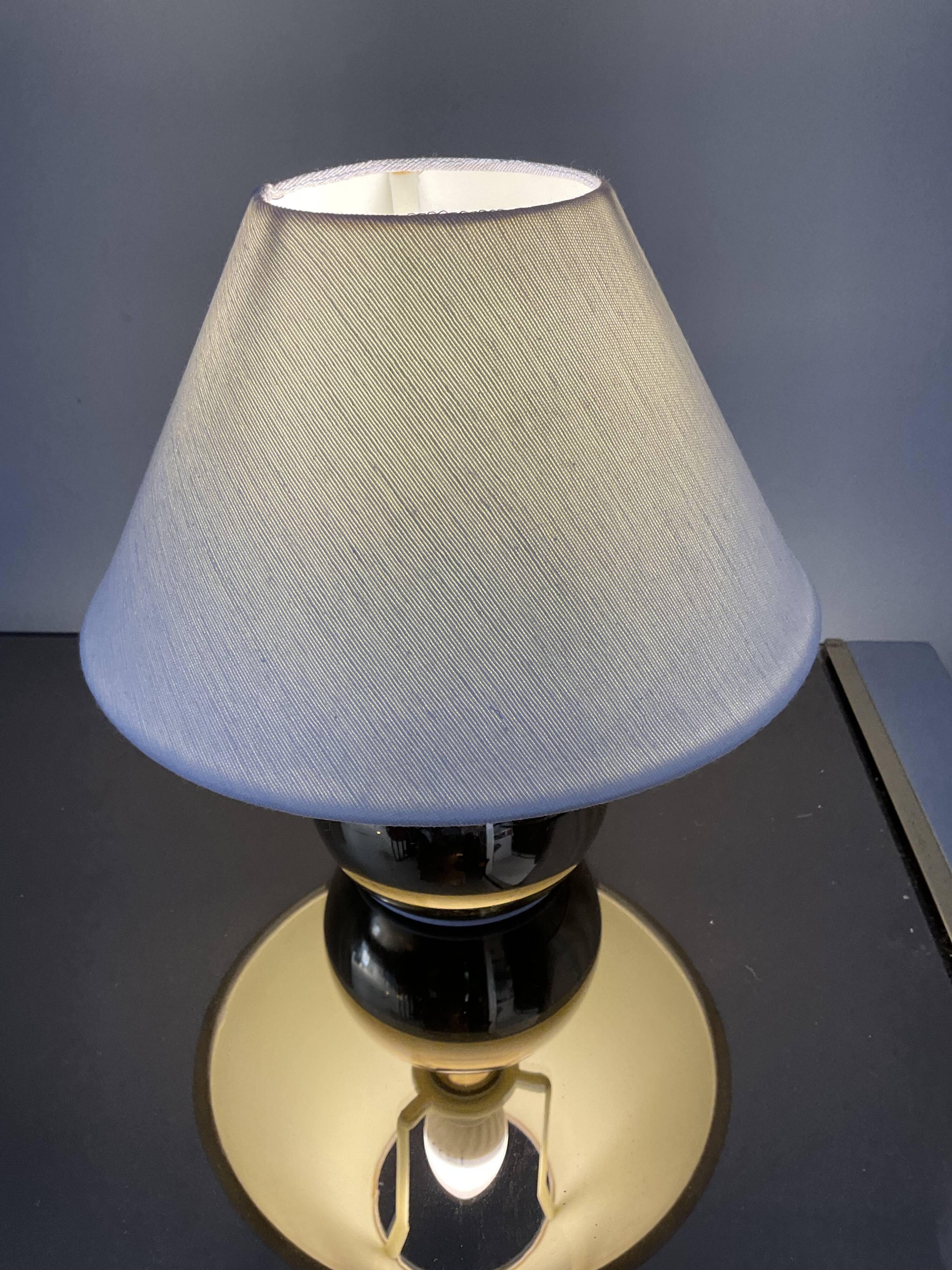 Lampe vintage boule en metal doré années 70