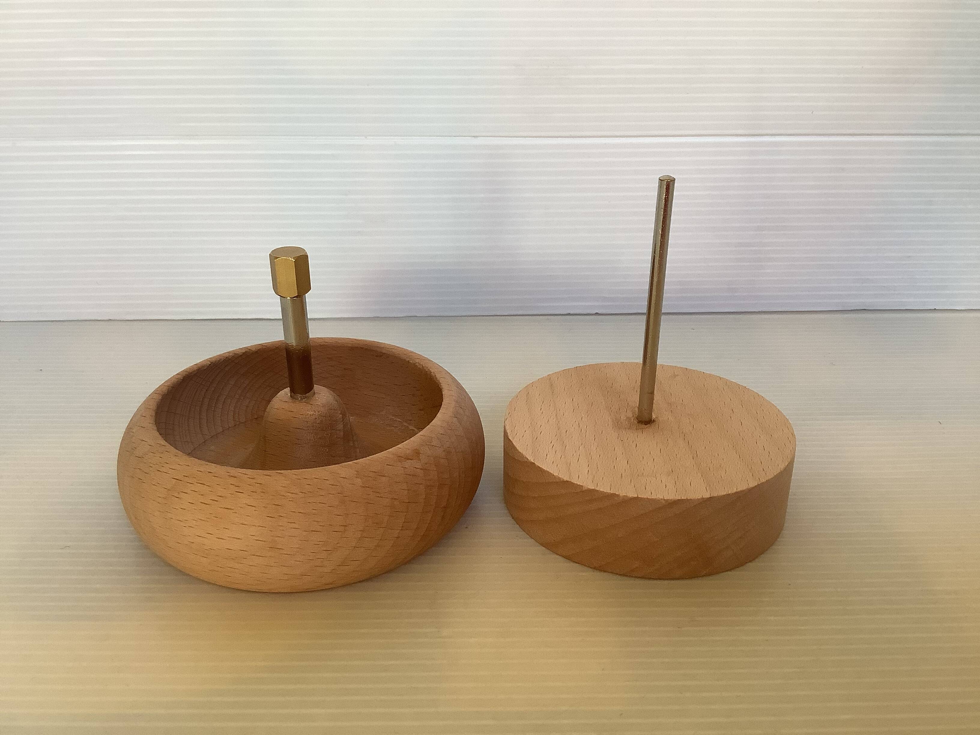 Rotating wooden ring holder
