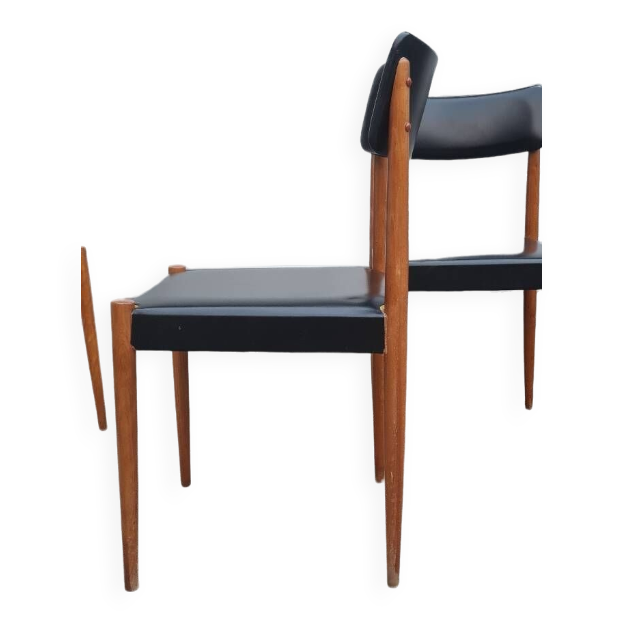 Set of 4 Scandinavian chairs 1970