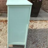 Green parisian buffet of water