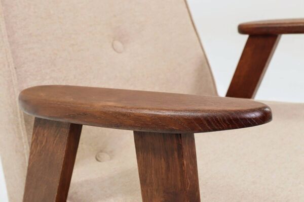 Fauteuil vintage, bois de chêne, tapisserie en laine, entièrement rénové.