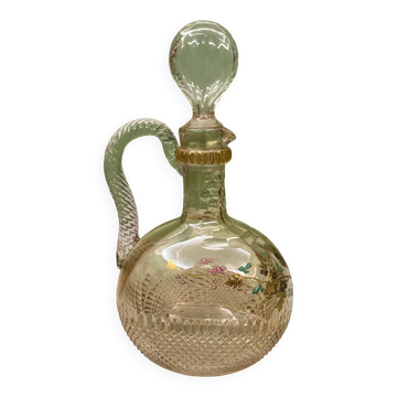 Antique liqueur decanter from the 19th century. (DLG Baccarat) cut crystal with bird decoration.
