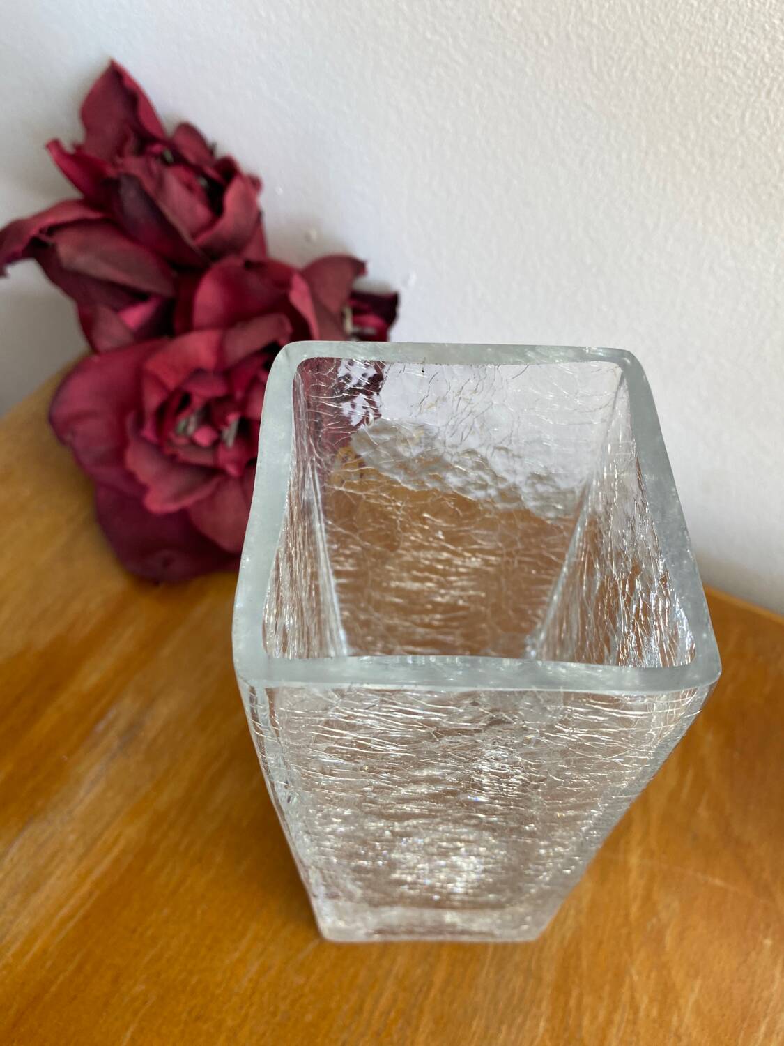 Cracked glass vase